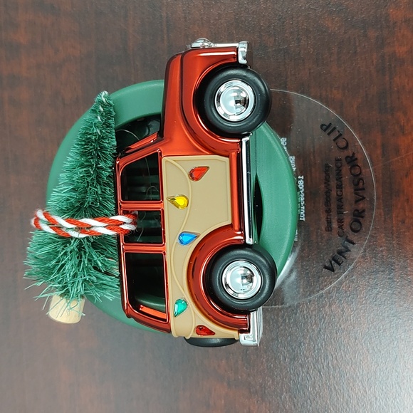 Bath & Body Works WOODY WAGON Car Fragrance Holder Visor/Vent Clip + 5 Refills - Picture 3 of 6